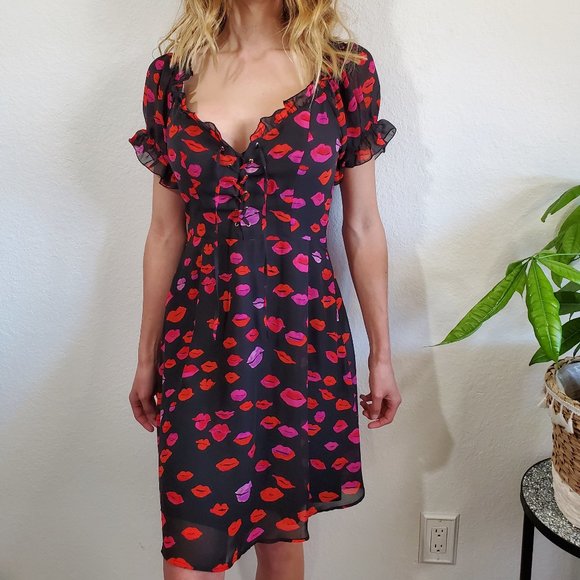 Betsey Johnson Dresses & Skirts - BETSEY JOHNSON Red Kiss Lip Print Lace-Up Dress